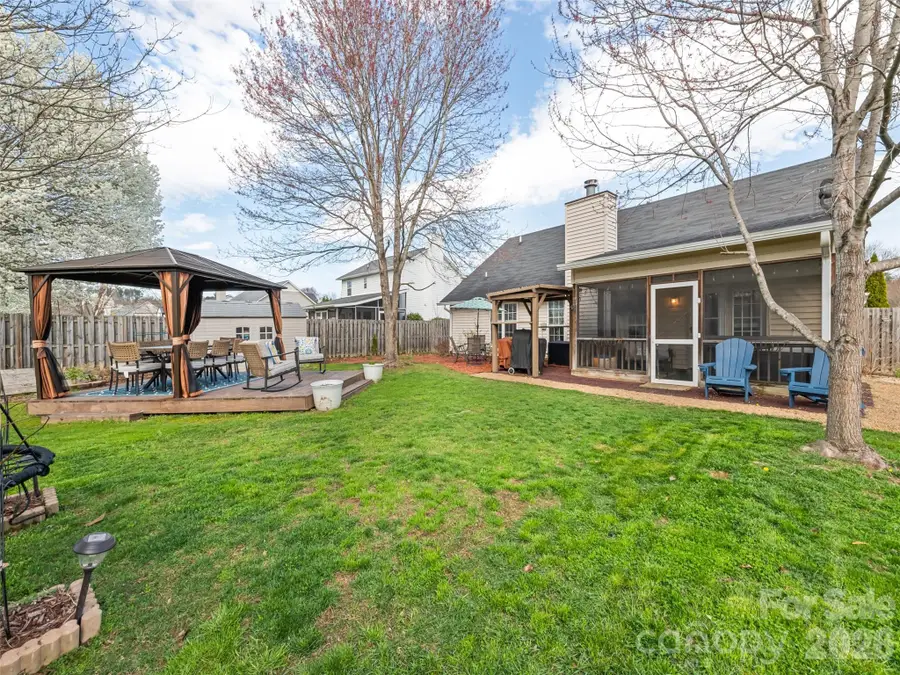 922 Woodhill Drive, Fletcher, NC 28732 - #2