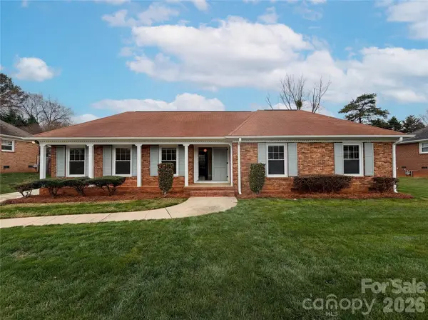 6214 Ashcrest Drive, Charlotte, NC 28217