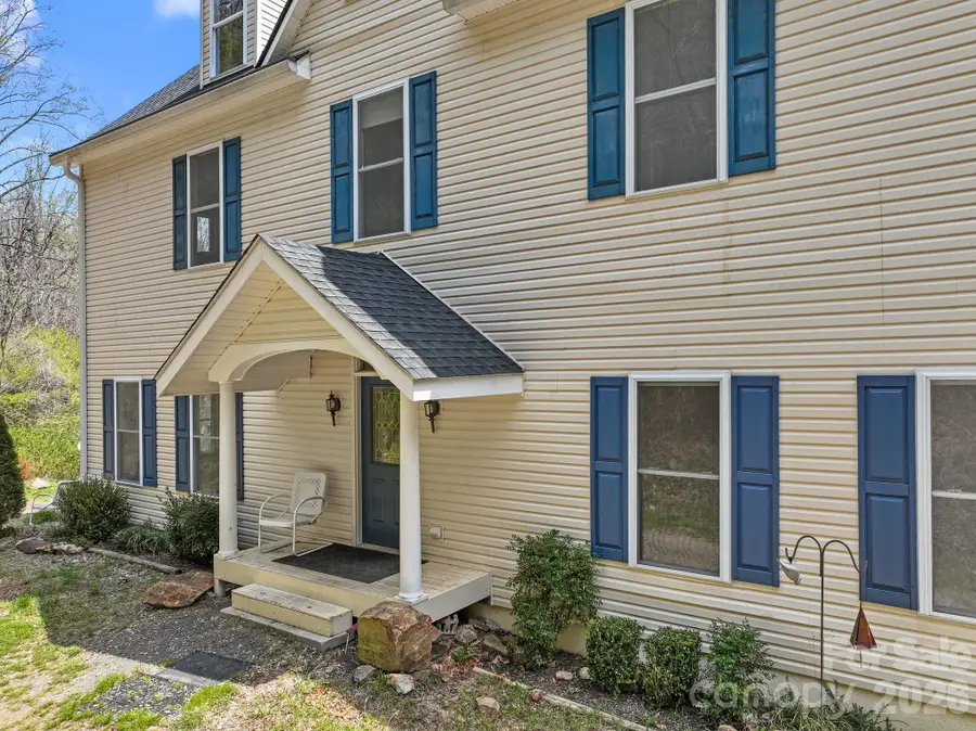 267 Eagles Trace, Canton, NC 28716 - #2