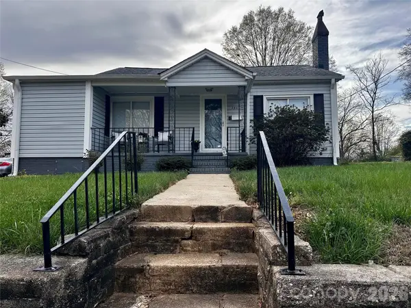 206 Bates Avenue, Cherryville, NC 28021