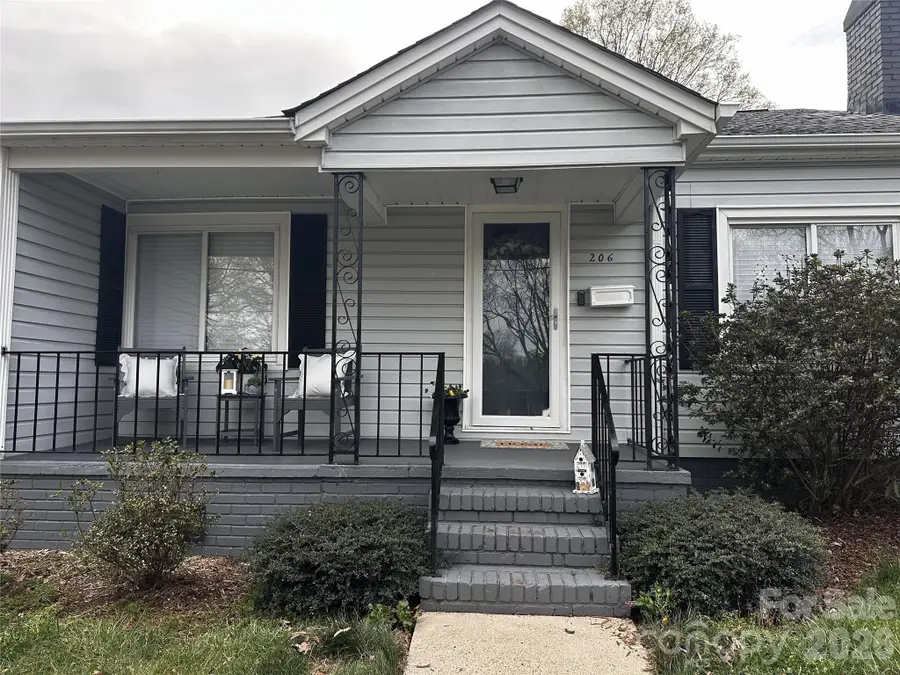 206 Bates Avenue, Cherryville, NC 28021 - #2