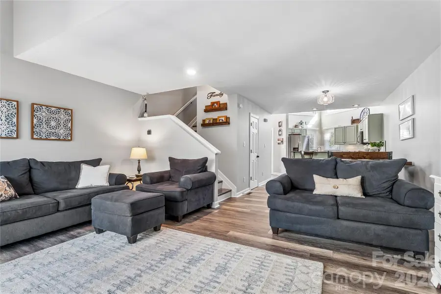 14021 Queens Harbor Road, Charlotte, NC 28278 - #2