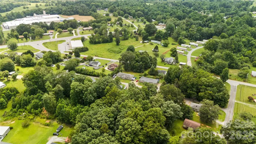 3354 Clay Apartments Court, Lenoir, NC 28645 - #3