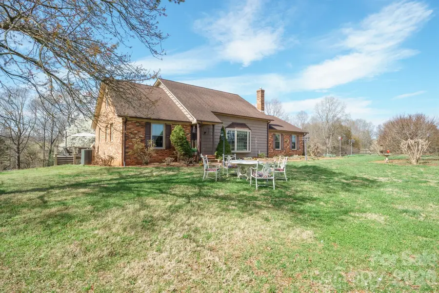 1924 Buck Shoals Road, Hamptonville, NC 27020 - #3