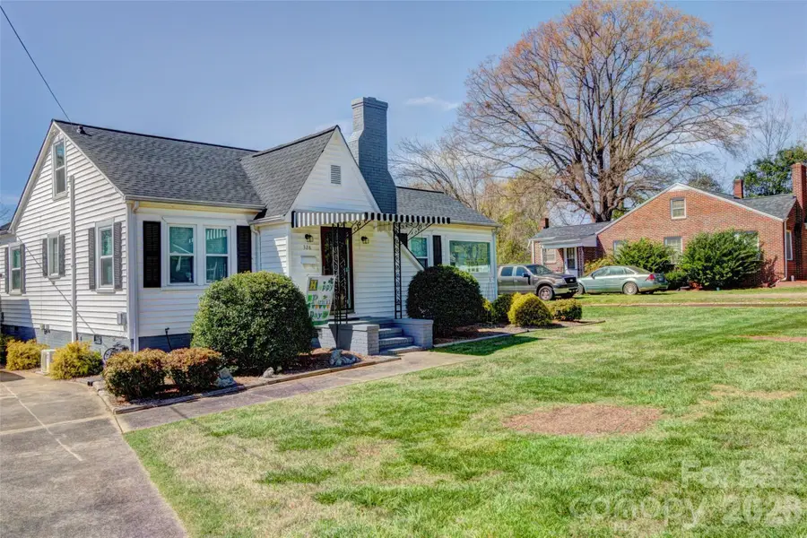 328 S Pink Street, Cherryville, NC 28021 - #2