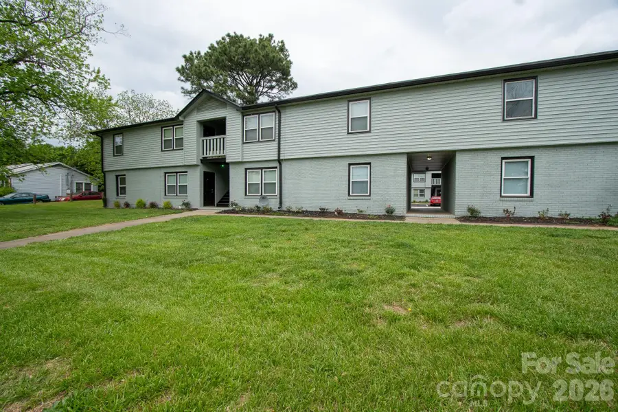 2607 Cedarhurst Drive, Charlotte, NC 28269 - #2