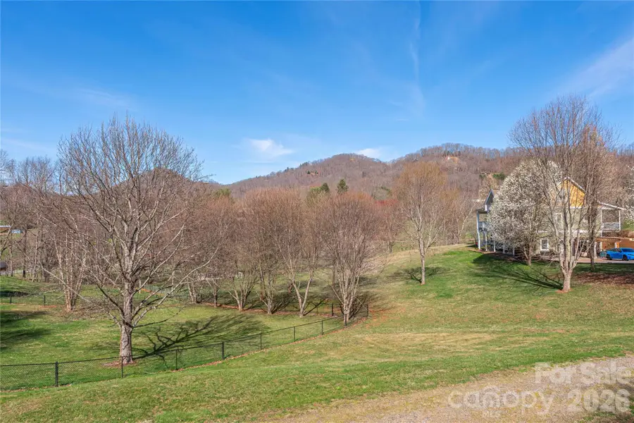 57 Gloria Way, Waynesville, NC 28785 - #2