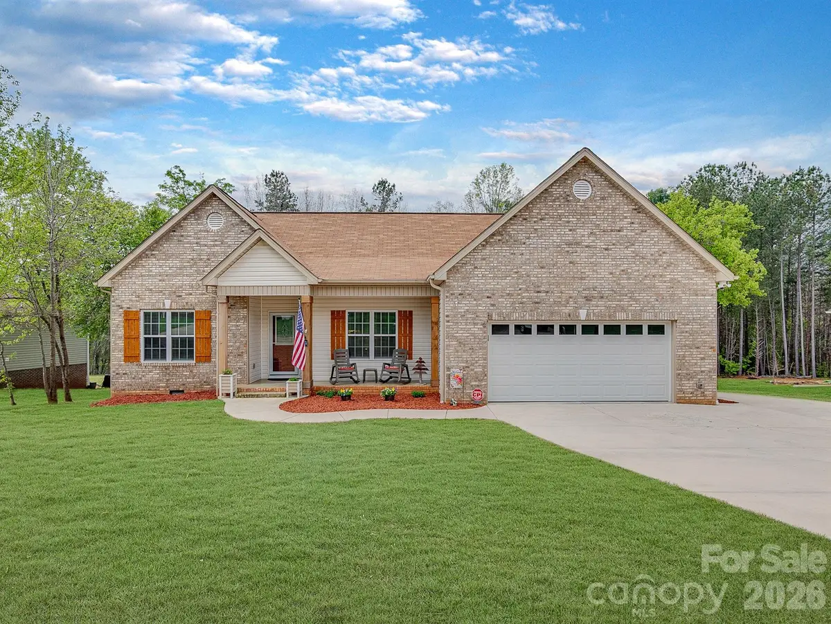 2235 Picnic Drive, Newton, NC 28658 - #1