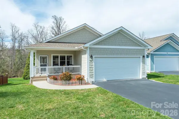 67 Little Fox Lane, Fletcher, NC 28732