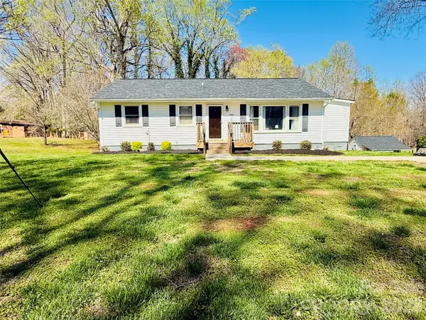 2992 Greenleaf Road, Clover, SC 29710