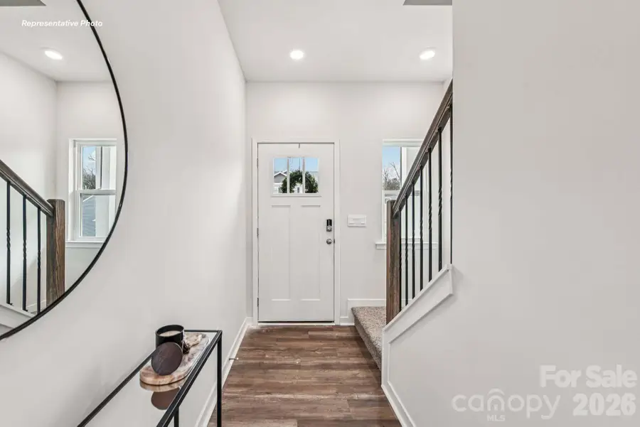 2082 10th Street Se, Hickory, NC 28602 - #2