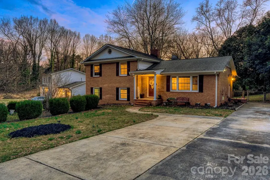 1315 Shady Bluff Drive, Charlotte, NC 28211 - #2