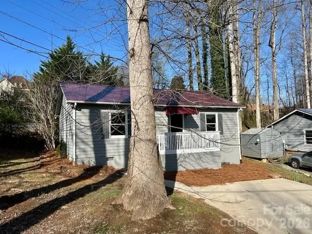 201 Brookdale Place Nw, Lenoir, NC 28645 - #2