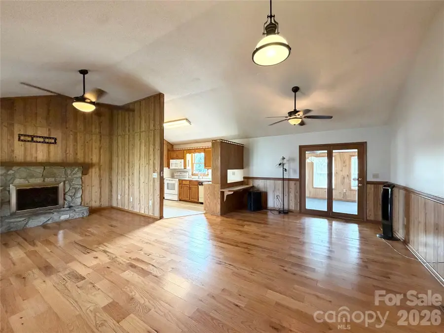 1709 Acorn Avenue, Hudson, NC 28638 - #3