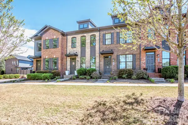 308 Linestowe Drive, Belmont, NC 28012