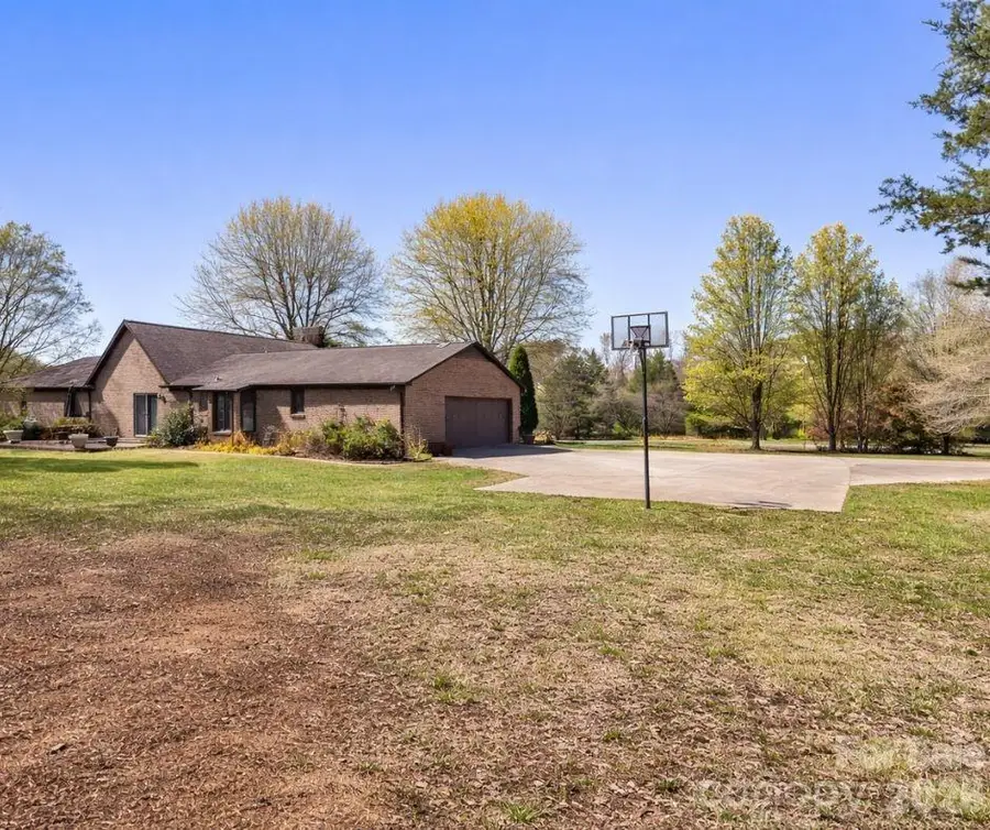 610 Landers Chapel Road, Lincolnton, NC 28092 - #2