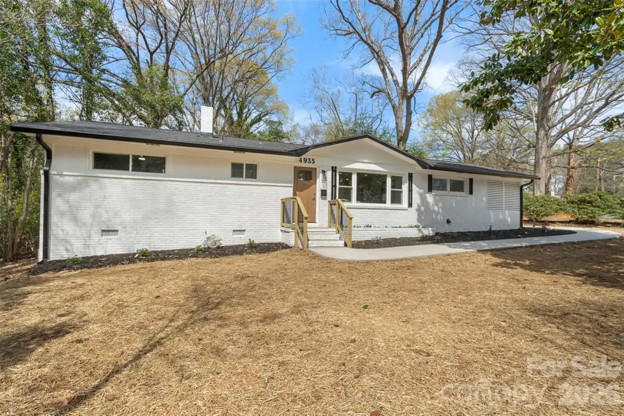 4935 Kistler Avenue, Charlotte, NC 28205 - #3