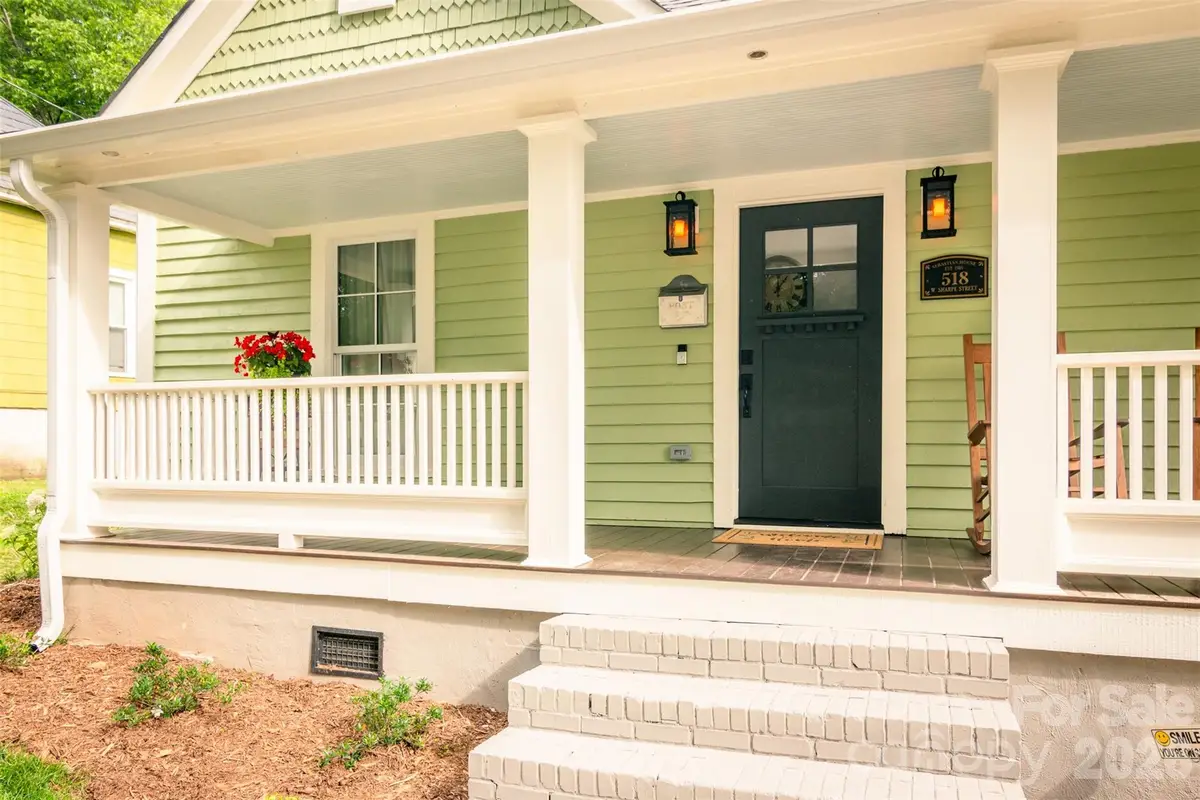 518 W Sharpe Street, Statesville, NC 28677 - #1