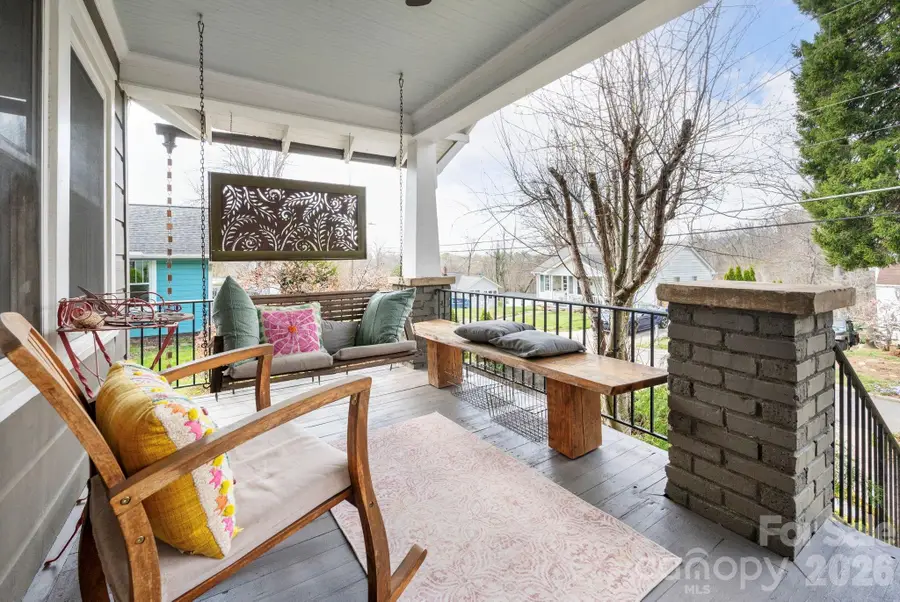 21 Craig Circle, Asheville, NC 28805 - #3