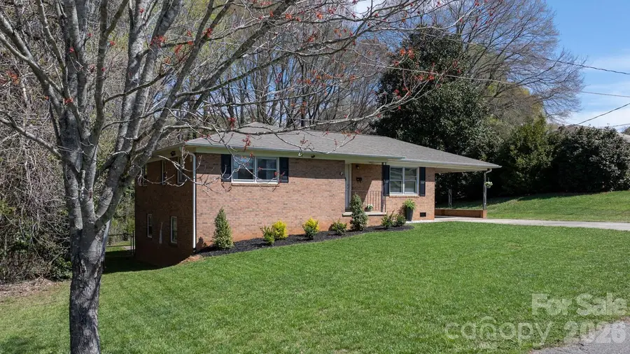 307 W Park Drive, Stanley, NC 28164 - #3