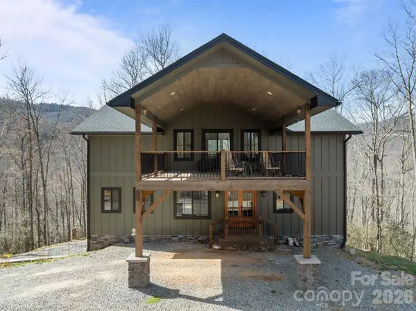 215 Ridgeway Road, Candler, NC 28715