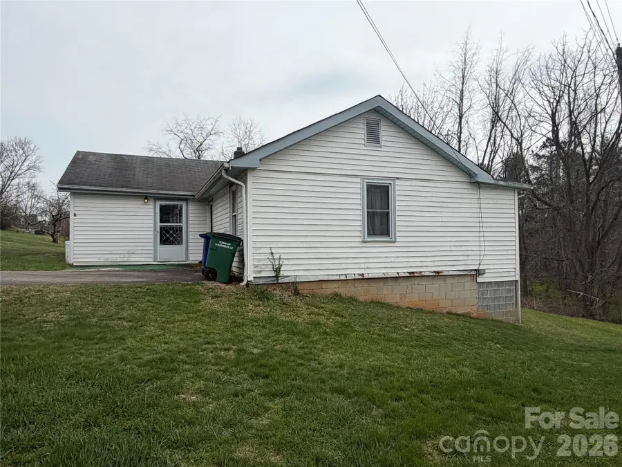 72 Alexander Road, Weaverville, NC 28787 - #3