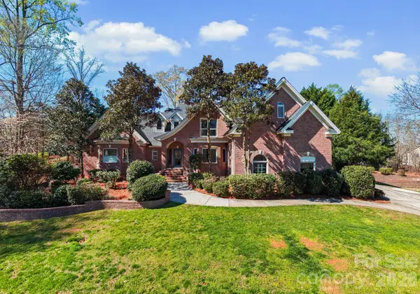 4916 Samuel Pinckney Drive, Belmont, NC 28012