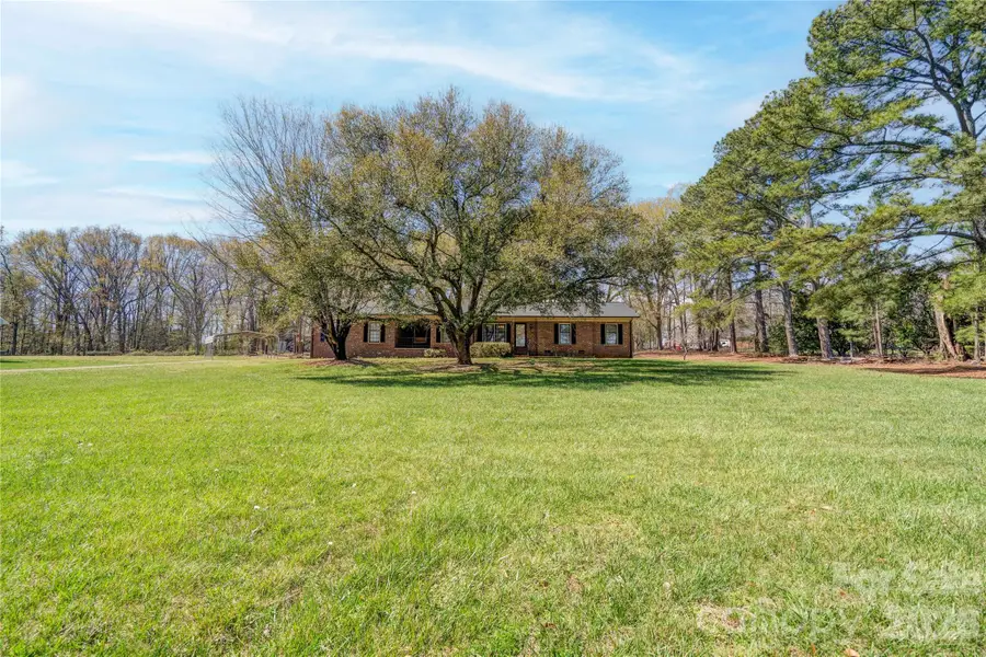 431 N Main Street, Boiling Springs, NC 27239 - #2
