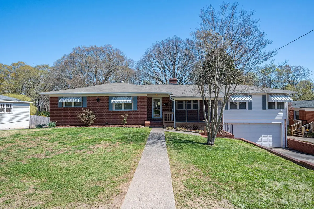 608 N State Street, Lincolnton, NC 28092 - #1