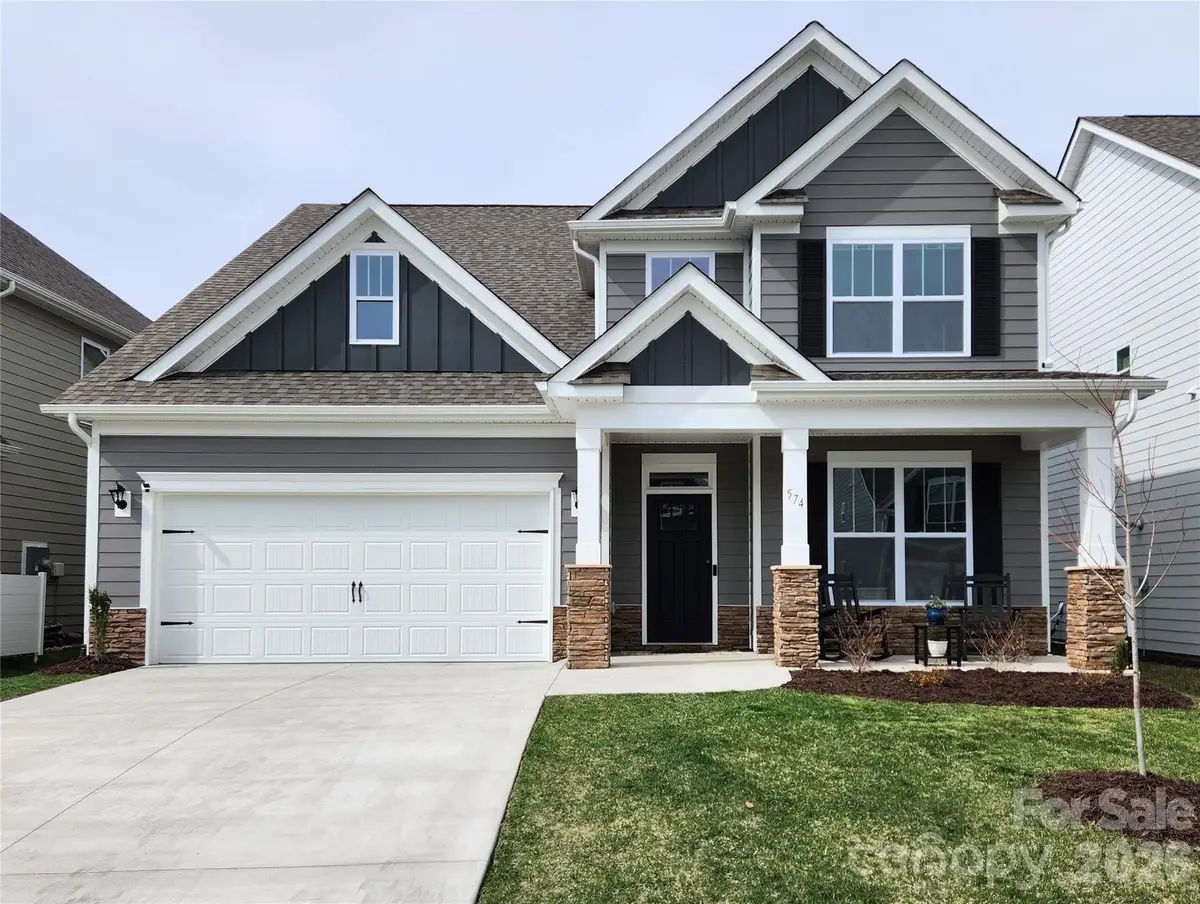 574 Fox Cove Road, Hendersonville, NC 28792 - #1