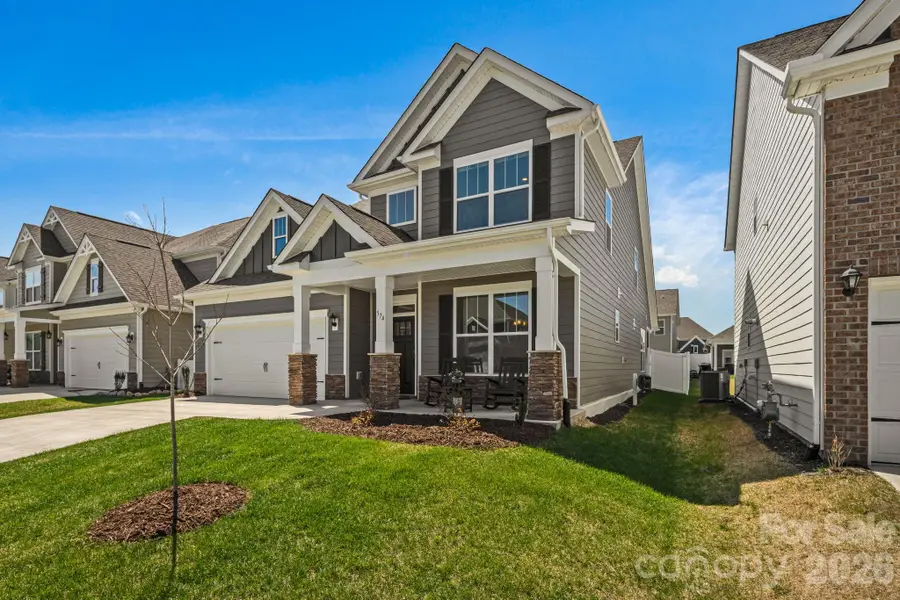 574 Fox Cove Road, Hendersonville, NC 28792 - #2