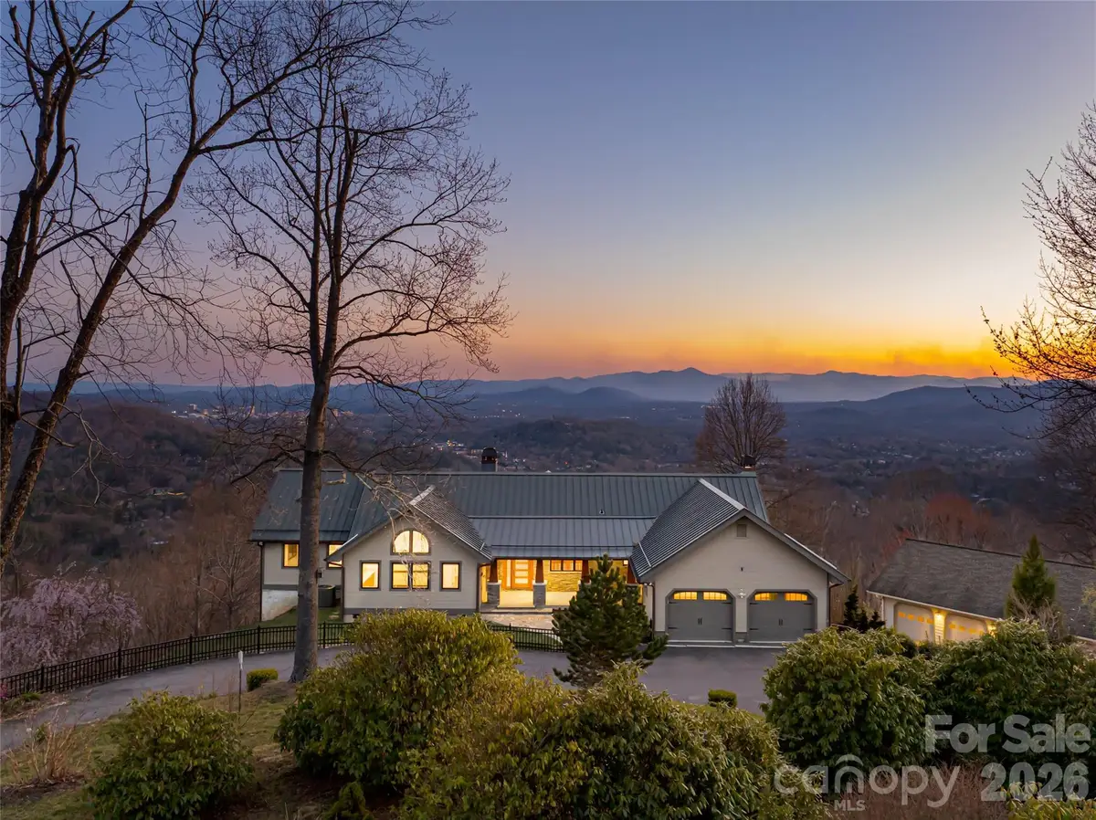 525 Elk Mountain Scenic Highway, Asheville, NC 28804 - #1