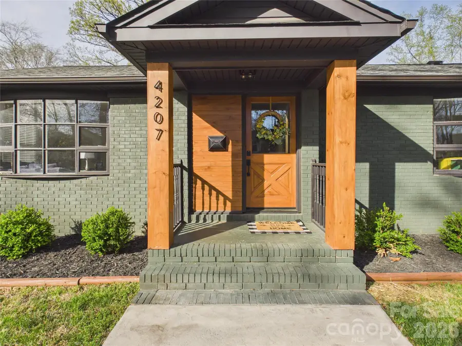 4207 Somerdale Lane, Charlotte, NC 28205 - #3