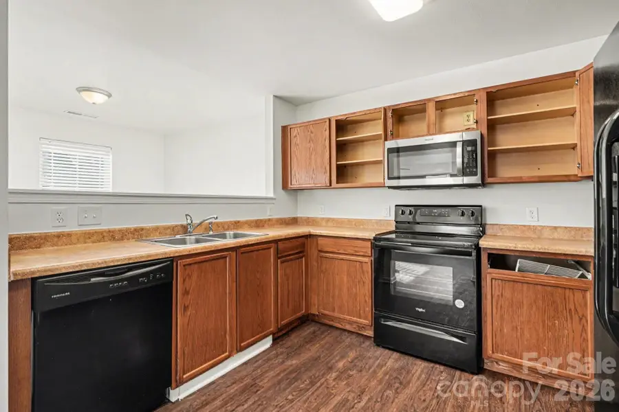 911 Swearngan Ridge Court, Charlotte, NC 28216 - #2