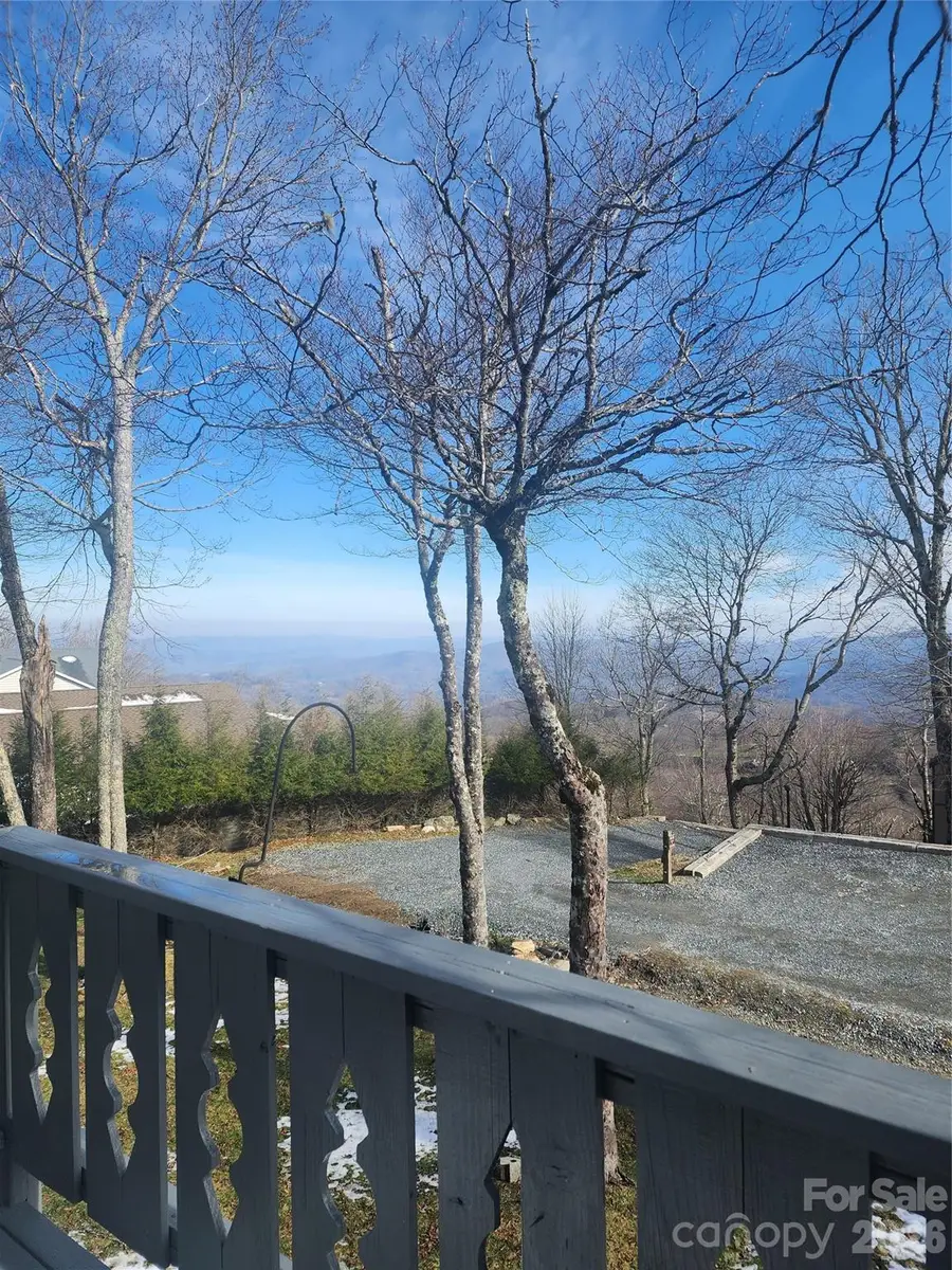 105 N Pinnacle Ridge Road #3, Beech Mountain, NC 28604 - #3