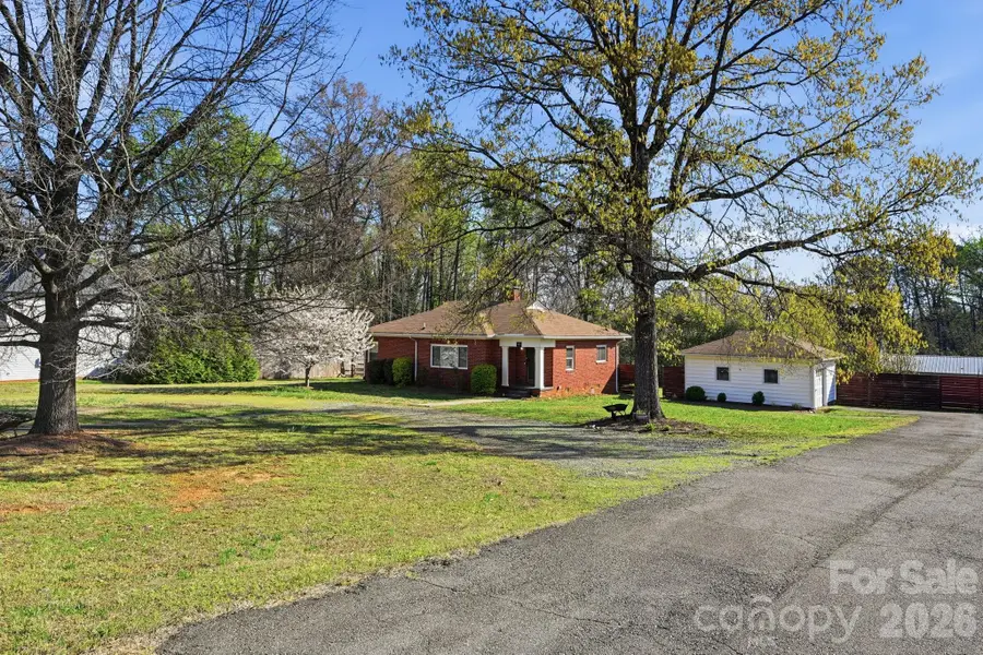 555 Peigler Street Nw, Concord, NC 28027 - #3