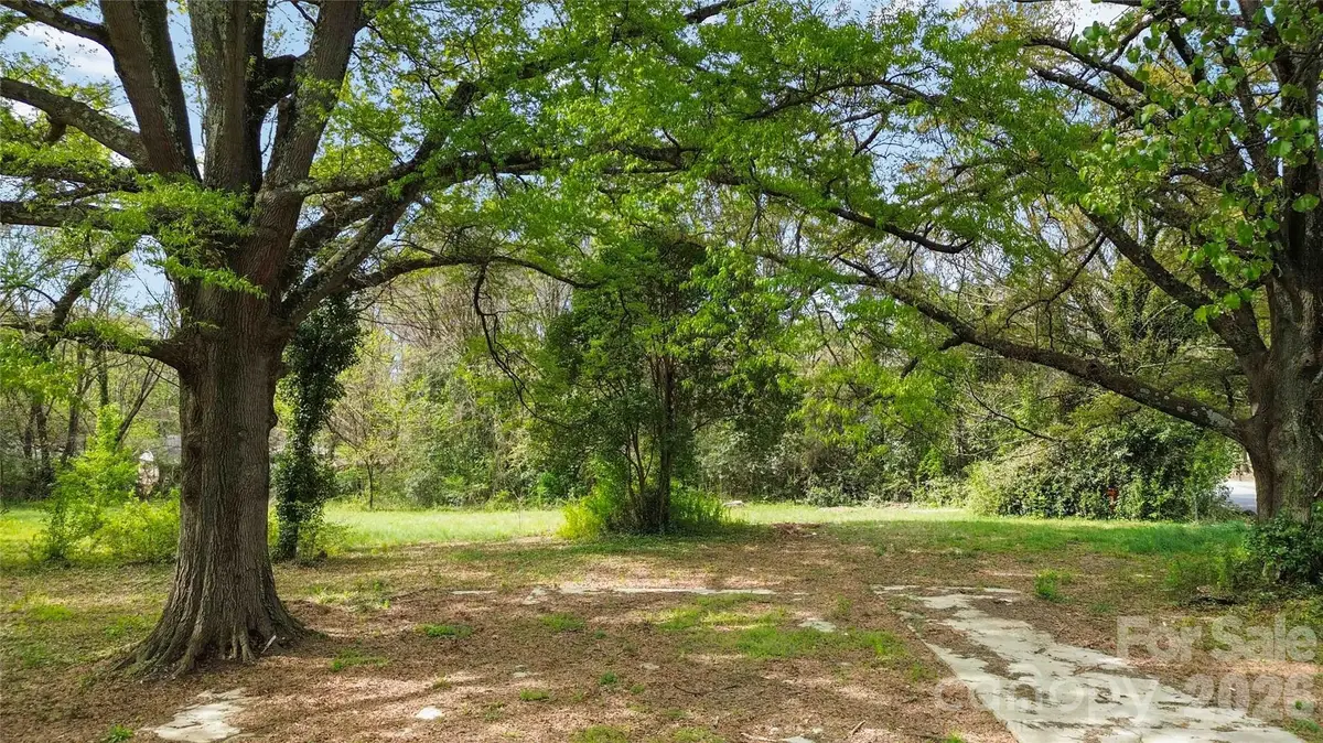 819 Interurban Avenue, Charlotte, NC 28208 - #1