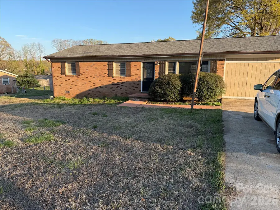 2205 Brookneal Drive, Gastonia, NC 28054 - #3