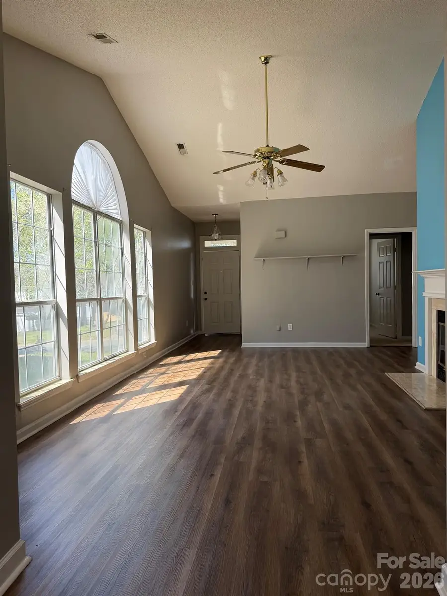 8405 Duckwood Lane, Charlotte, NC 28215 - #2