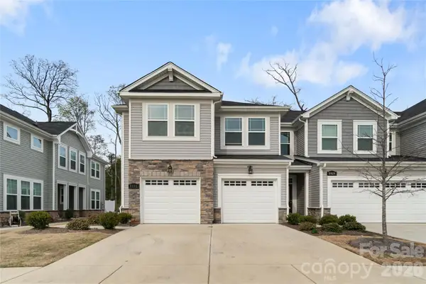 8032 Overmeadow Lane, Charlotte, NC 28269
