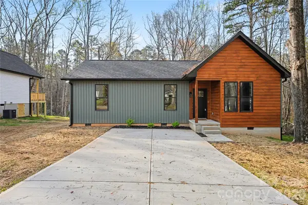 427 W Ballard Street, Cherryville, NC 28021