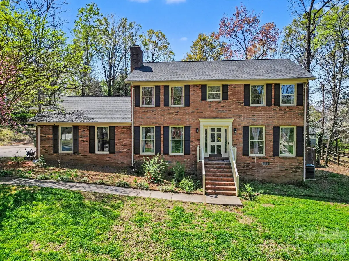 1560 Chatham Court Nw, Concord, NC 28027 - #1