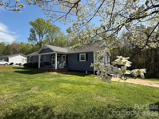 636 Willis Road, Dallas, NC 28034 - #1