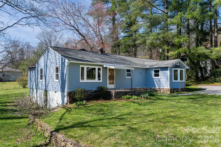 215 Browning Avenue, Hendersonville, NC 28791 - #2