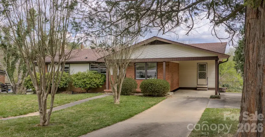 8 Summit Drive, Arden, NC 28704 - #2