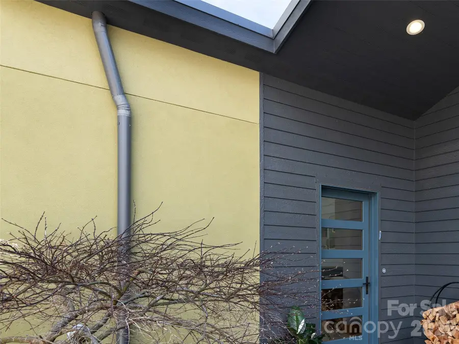 15 Sourwood Lane, Fletcher, NC 28732 - #3