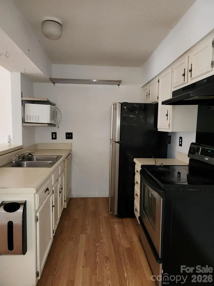 9607-G Vinca Circle, Charlotte, NC 28213 - #2