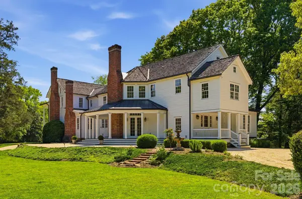 5520 Sharon View Road, Charlotte, NC 28226