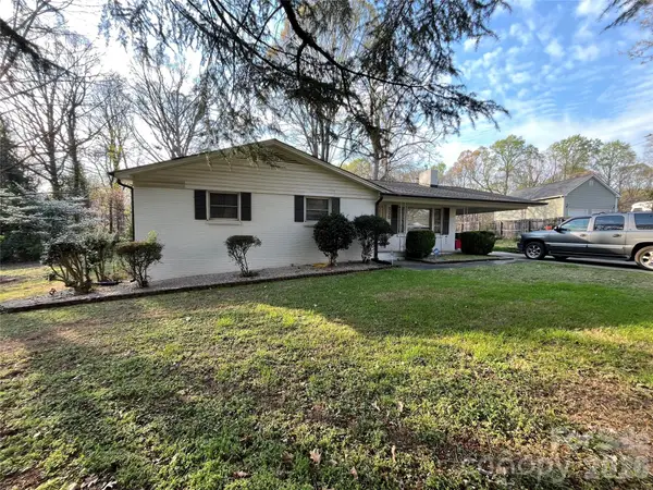 520 Carole Lane, Charlotte, NC 28214