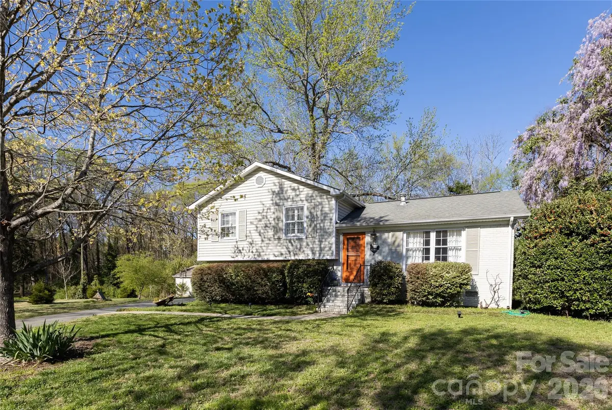 6701 Rugby Lane, Charlotte, NC 28226 - #1